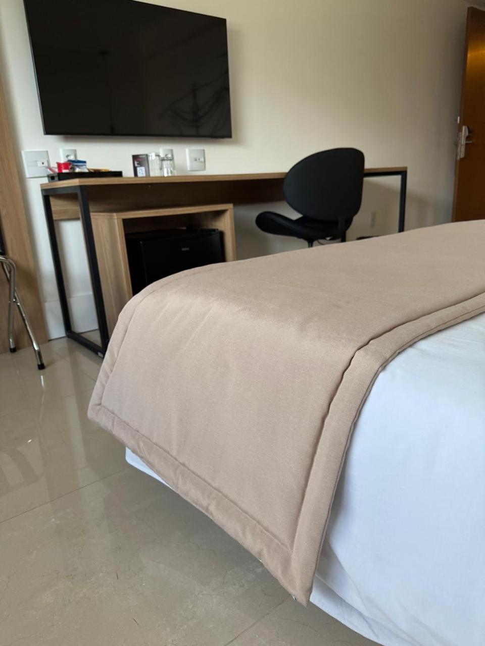 Hotel Tryp By Wyndham Brasilia Nacoes Esterno foto